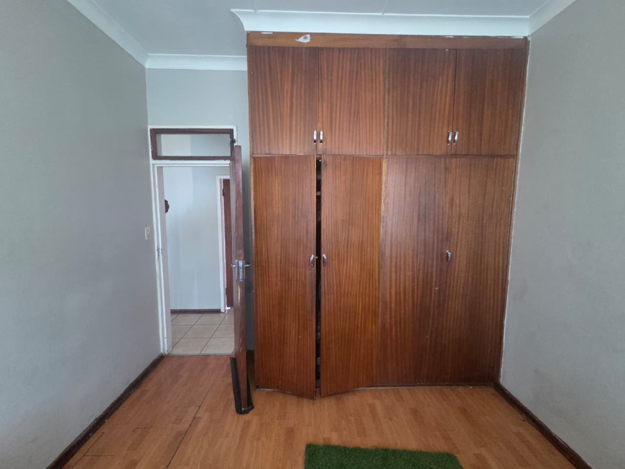 1 Bedroom Property for Sale in Bloemfontein Free State